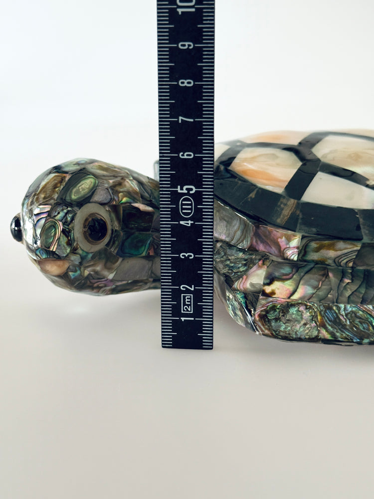 Schildkröte aus Perlmutt und Obsidian Handarbeit aus Mexiko