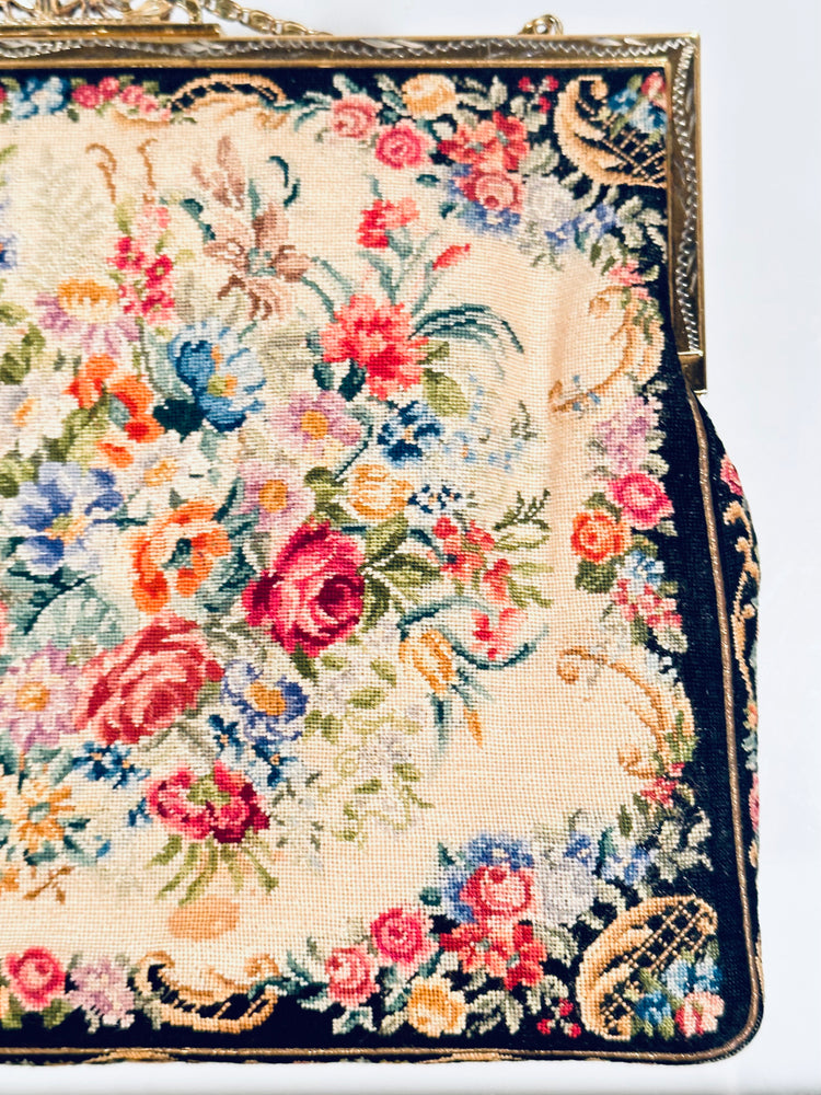 Petit Point Abendtasche Handtasche petit point floral bestickt Theater Oper art deco 1930er