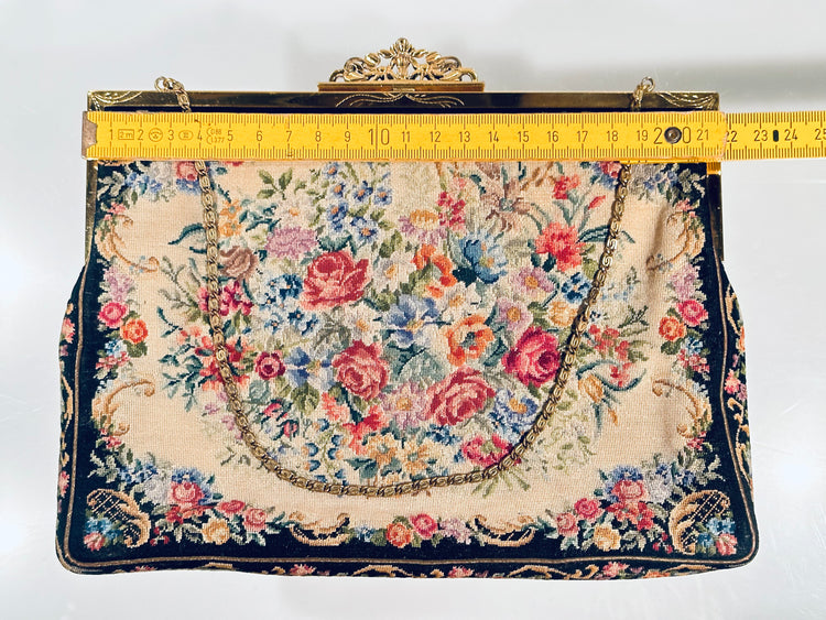 Petit Point Abendtasche Handtasche petit point floral bestickt Theater Oper art deco 1930er