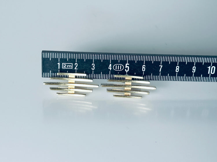 Manschettenknöpfe vergoldet Design 1960er grafisch gepunzt Gitter Plaqué Modern