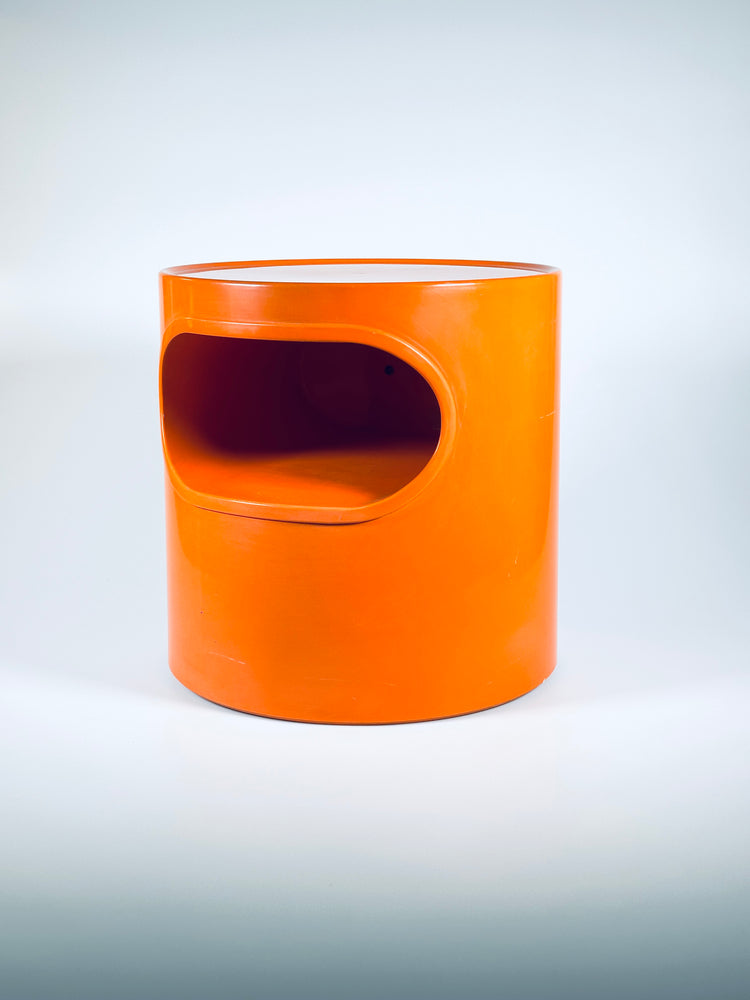 Beistelltisch sidetable Artemide Giano Giano Vano Emma Gismondi 1970er Space Age Pop ArtOrange