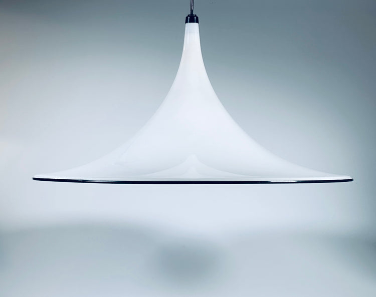 Pendelleuchte pendant light Deckenlampe Lampe Italien 1980er Ø 60 cm XL weiß schwarz Italy Modern Design