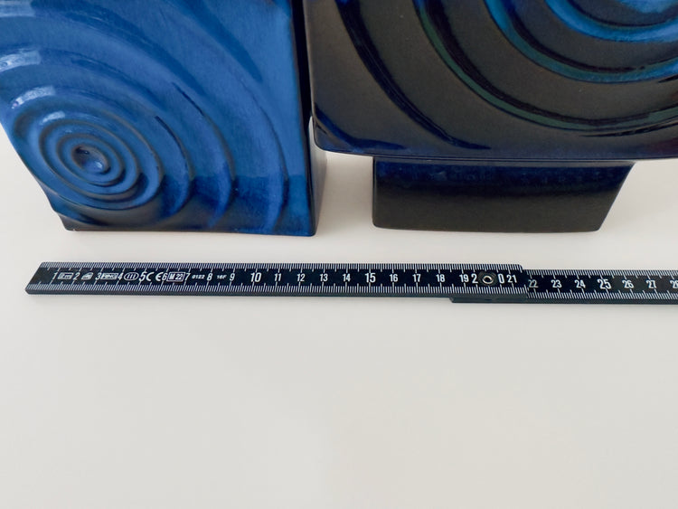 Paar Vasen Vase Design Cari Zalloni für Steuler Keramik OpArt blauschwarz XXL 30 cm