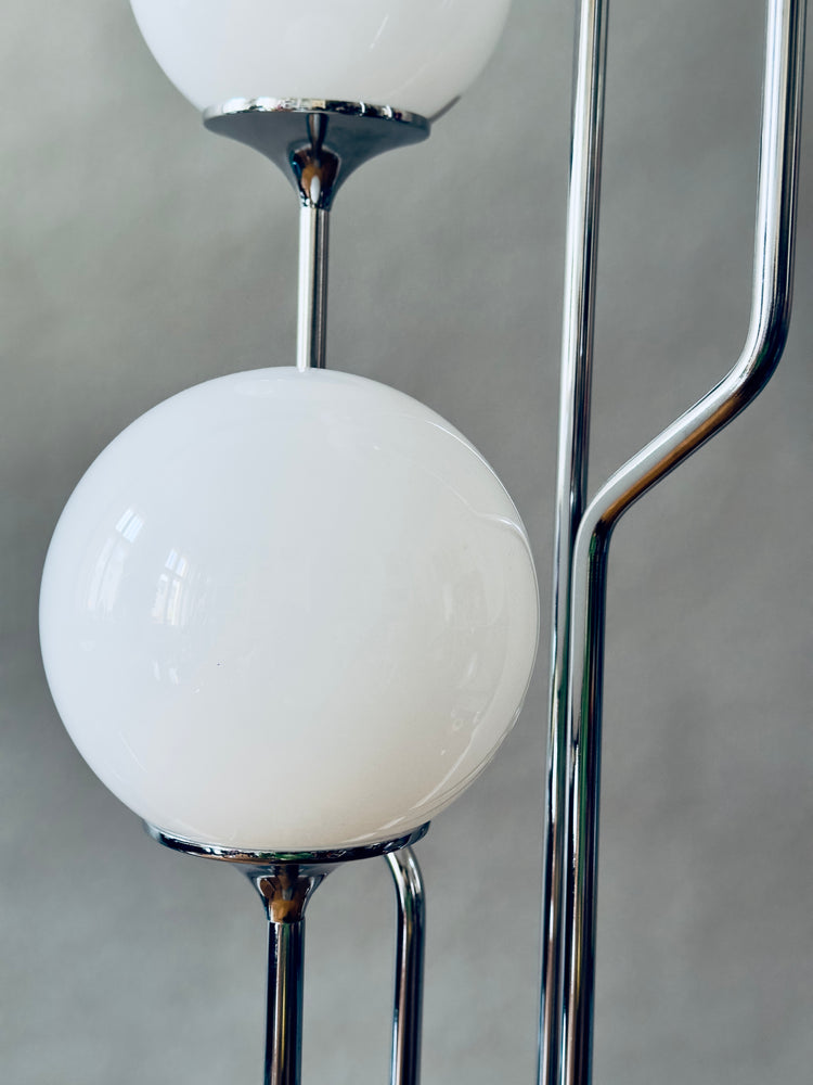 Reggiani Stehlampe Lampe Chrom Italy Modern 1960er Opalglas Midcentury Glass