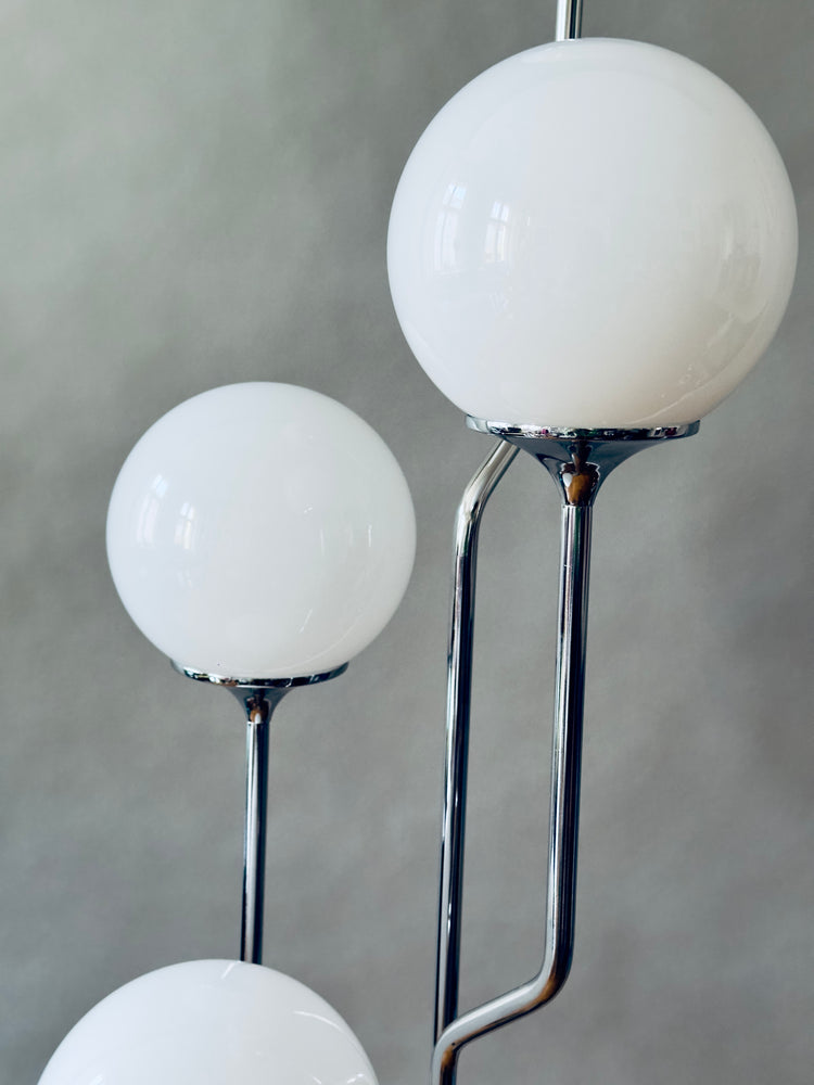 Reggiani Stehlampe Lampe Chrom Italy Modern 1960er Opalglas Midcentury Glass