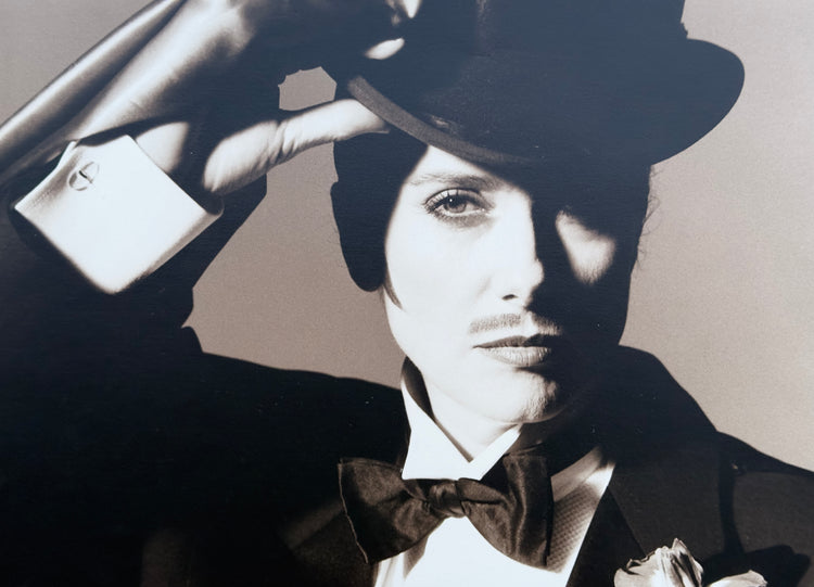 1980er Catherine Deneuve Portrait Fotografie Druck Hut Barry McKinley Modefotografie Sammler