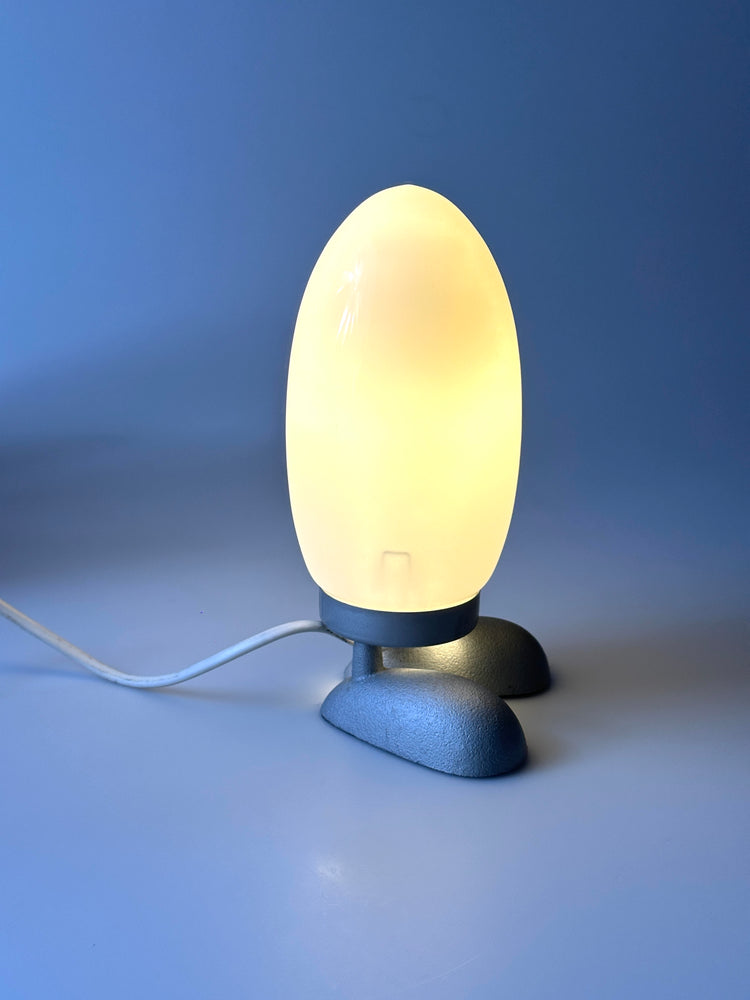 Dino Eierlampe Lampe Egglamp Tatsuo Konno für Ikea rot blau weiß mundgeblasen