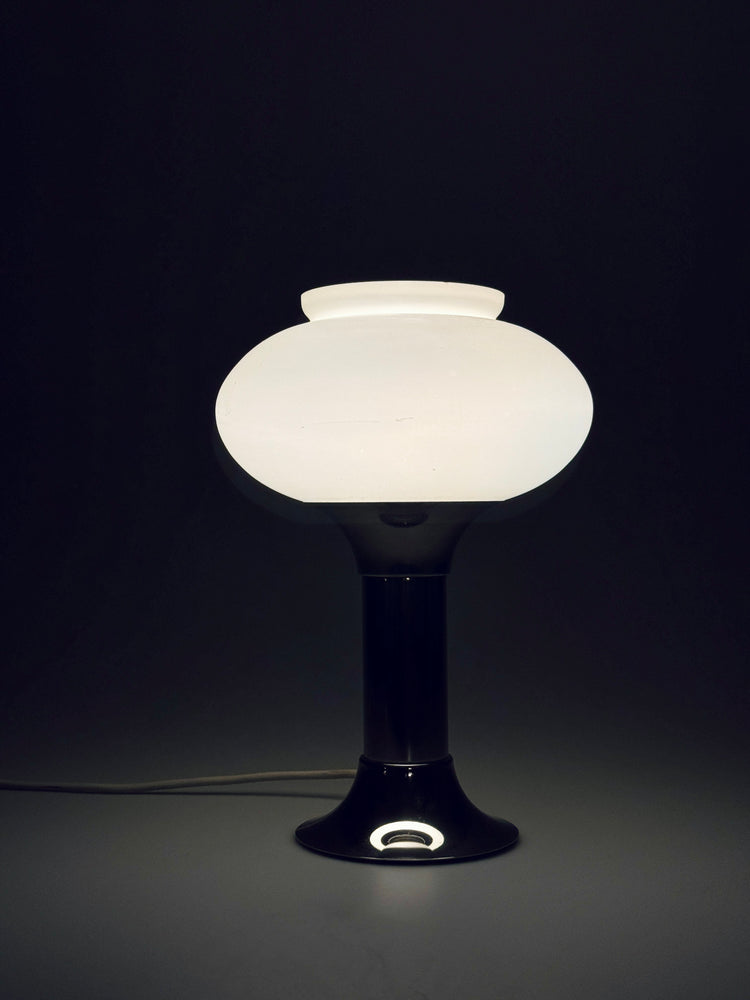 Tischleuchte Lampe Narva Lengefeld DDR Design Opalglas 1970er