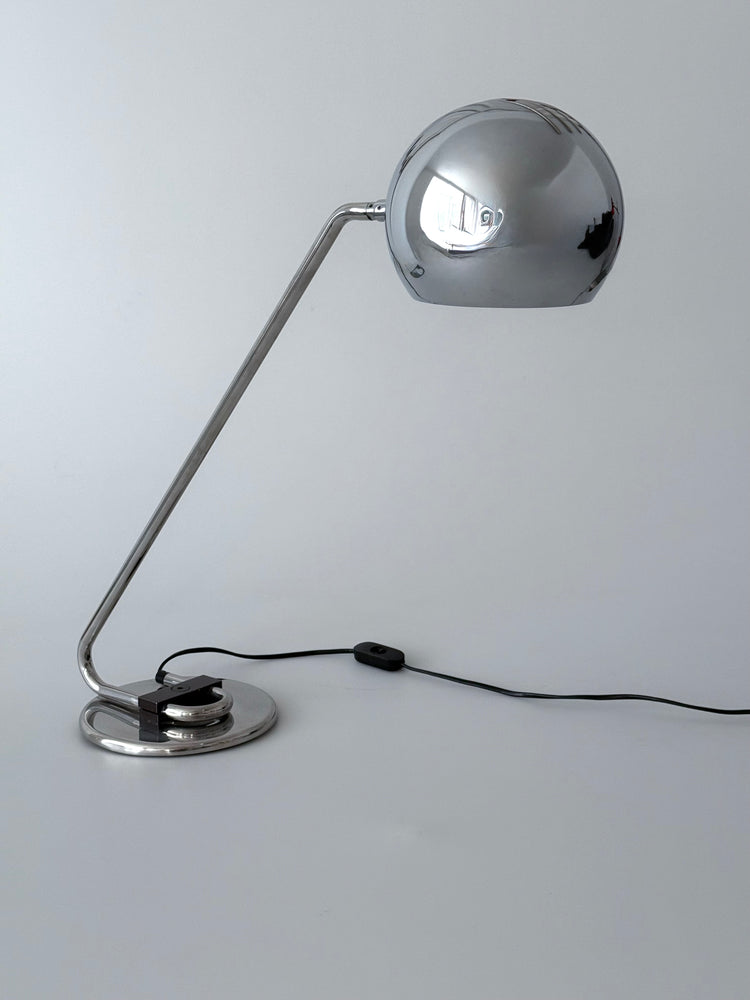 Joe Colombo Tischleuchte aus verchromtem Messing Frankreich 1970er