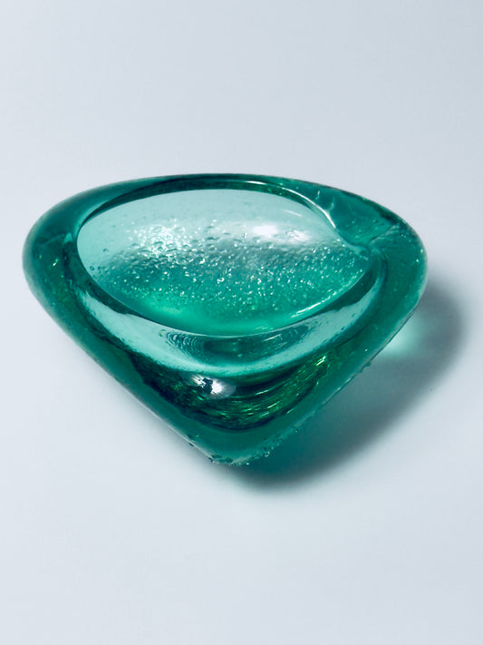 Lauscha Glas Aschenbecher Glaskunst grün DDR Design handgefertigt