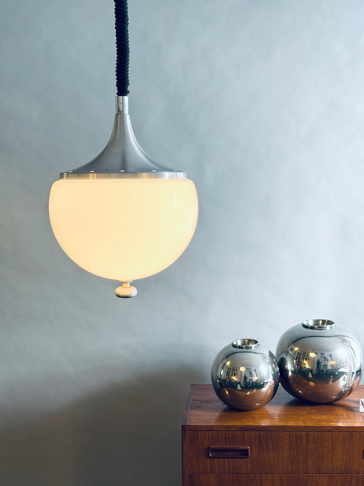 Pendelleuchte Lampe Stilux Milano Italy Opalglas Aluminium 1970er