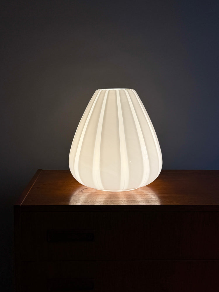 Tischleuchte Lampe Stil Venini Italien weiß Streifen Glas Italy 1960er