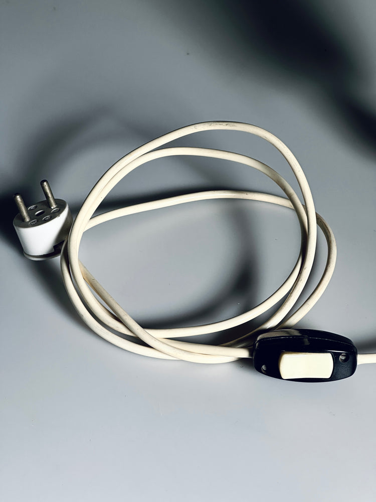 Wandleuchte Lampe gelb faltbar Architekt Platzwunder Studio Atelier Werkstatt 1960er