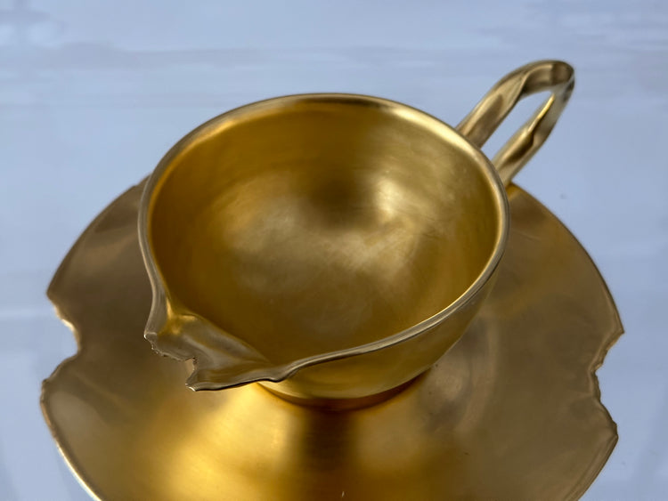 Ivan Jelinek Kunst Porzellan vergoldet Skulptur Tasse Teller Sahnekännchen Creamer Gold