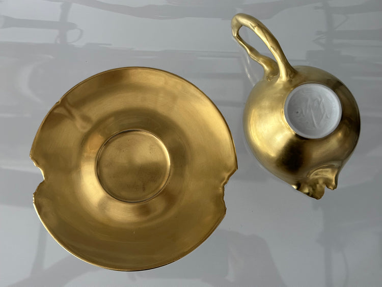 Ivan Jelinek Kunst Porzellan vergoldet Skulptur Tasse Teller Sahnekännchen Creamer Gold