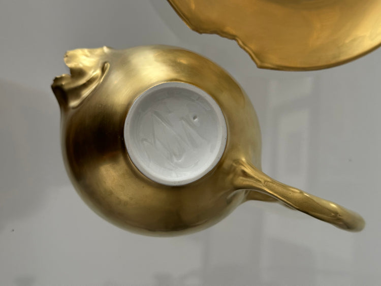 Ivan Jelinek Kunst Porzellan vergoldet Skulptur Tasse Teller Sahnekännchen Creamer Gold