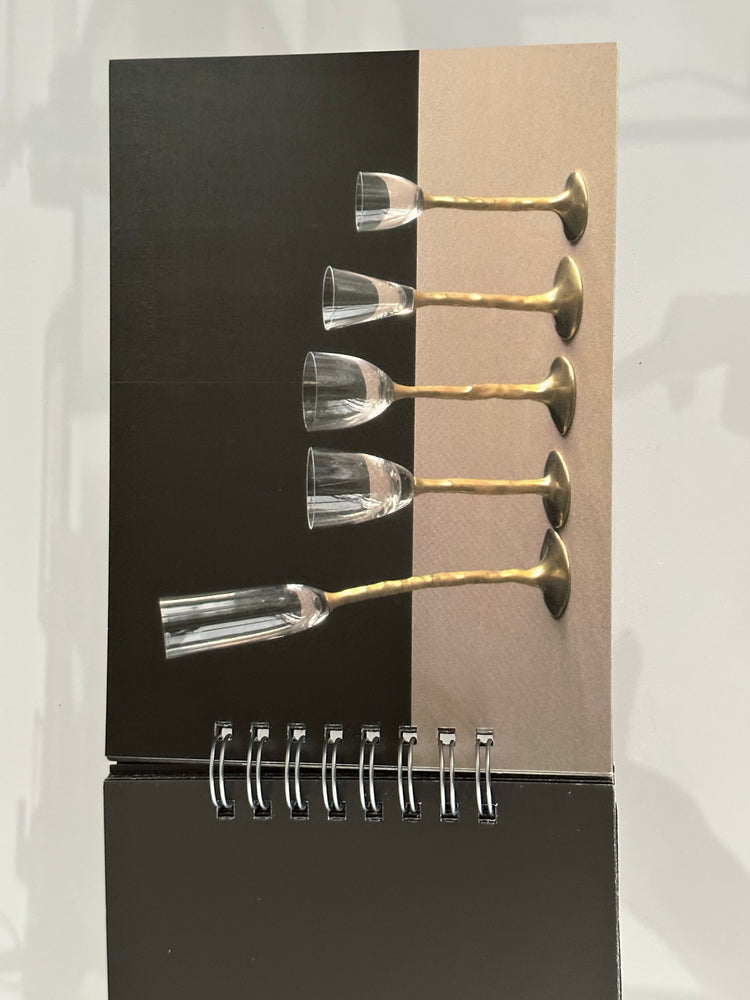 Ivan Jelinek Kunst Porzellan vergoldet Skulptur Tasse Teller Sahnekännchen Creamer Gold