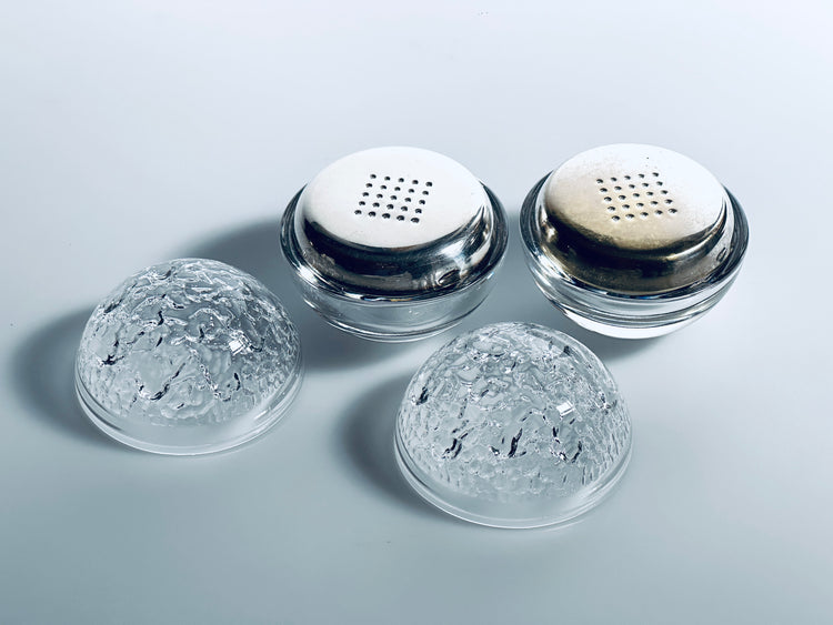 Salz Pfeffer Streuer Glas Eisglas Italy Modern Kugel 1960er atomic design