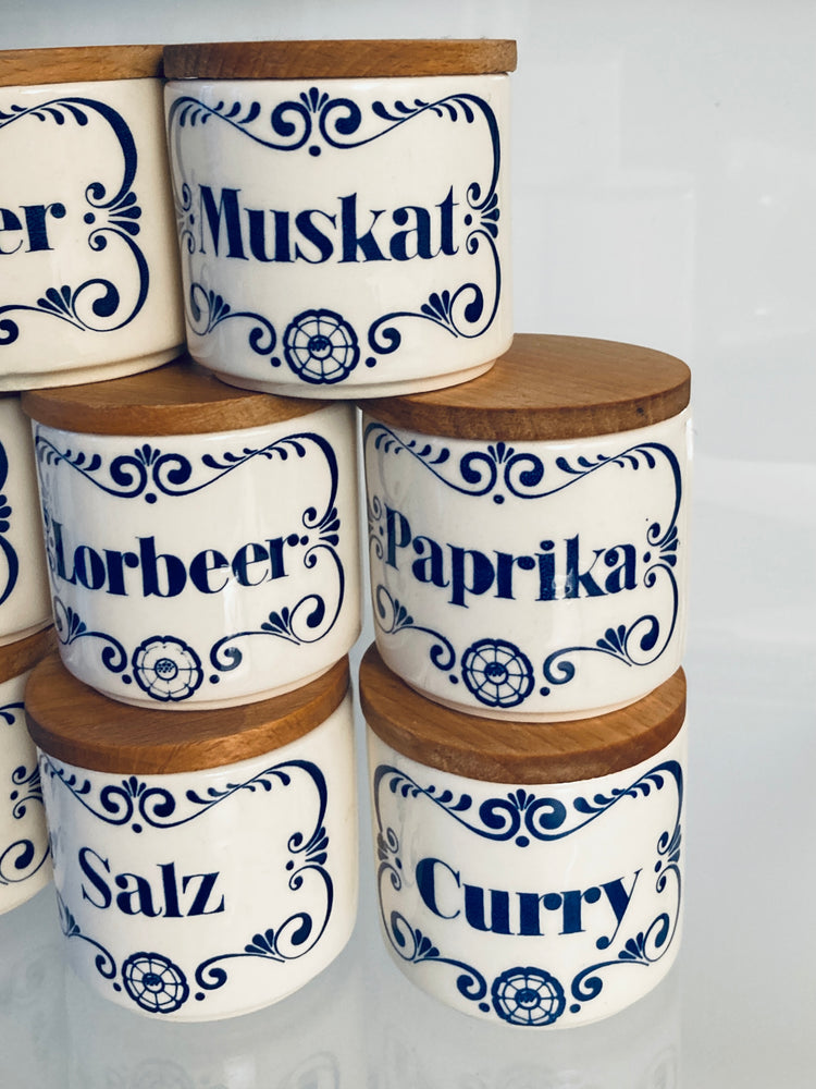 8 Gewürzdosen DDR Porzellan Buche Deckel Shabby Chic 1960er