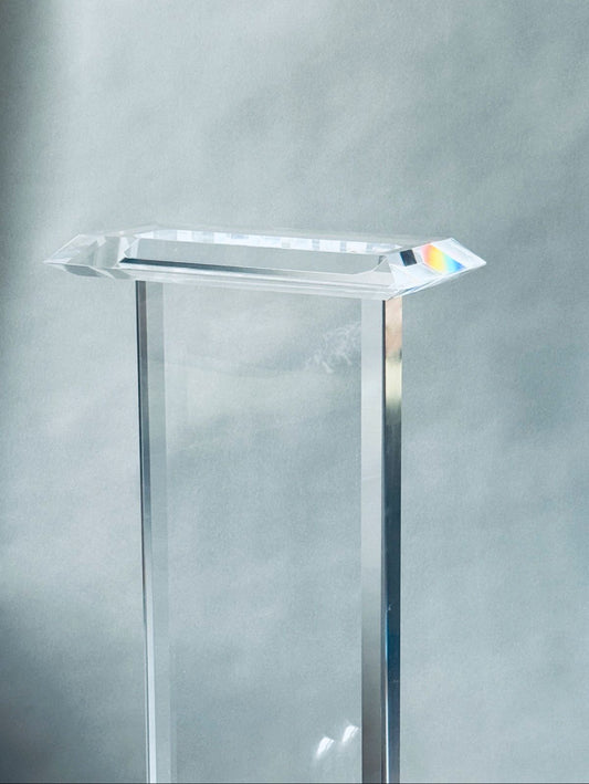 Acrylglas Sockel zur Präsentation von Skulpuren