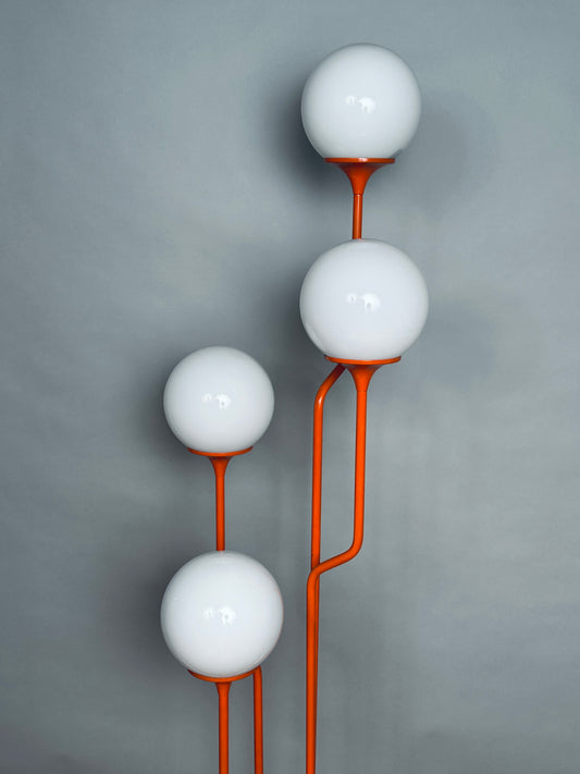 Goffredo Reggiani Stehleuchte Stehlampe Lampe Orange Italien Modern 1970er Opalglas Midcentury Atomic Milk Glass