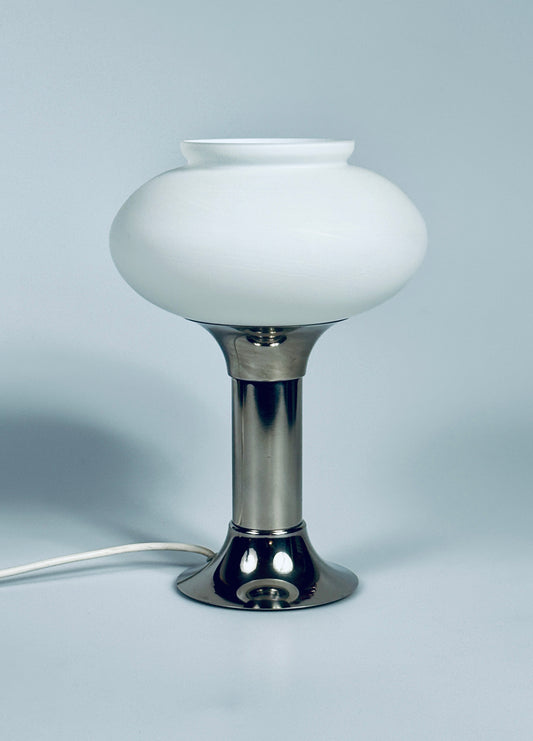 1/2 Tischleuchte Lampe Narva Lengefeld DDR Design Opalglas 1970er