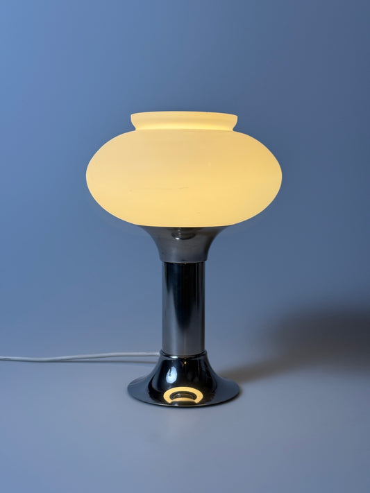 1/2 Tischleuchte Lampe Narva Lengefeld DDR Design Opalglas 1970er