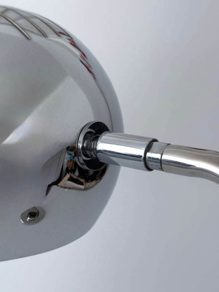 Joe Colombo Tischleuchte aus verchromtem Messing Frankreich 1970er